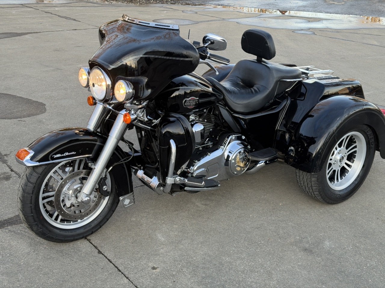 2009 Harley-Davidson FLHTCUTG Tri Glide Ultra Classic